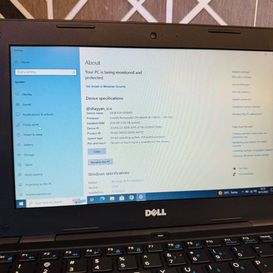 Dell | Latitude 3180 | 128GB Storage | 8GB RAM | Intel Pentium N4200 1.1GHz | Windows 10 | Quad Core | 11.6″ Screen | Laptop