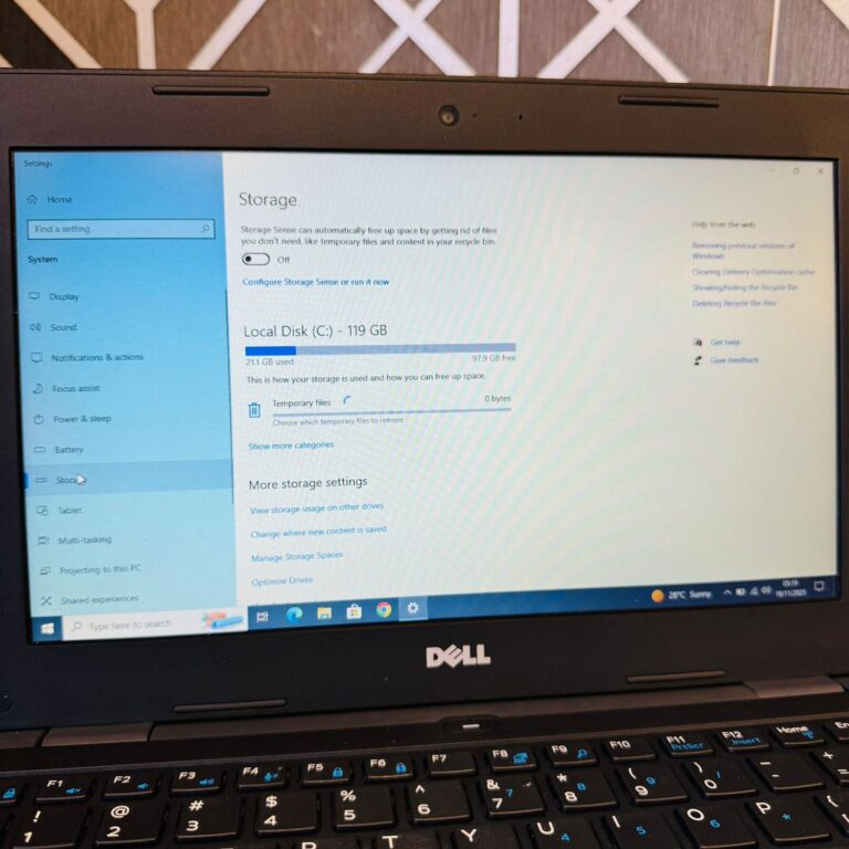 Dell | Latitude 3180 | 128GB Storage | 8GB RAM | Intel Pentium N4200 1.1GHz | Windows 10 | Quad Core | 11.6″ Screen | Laptop
